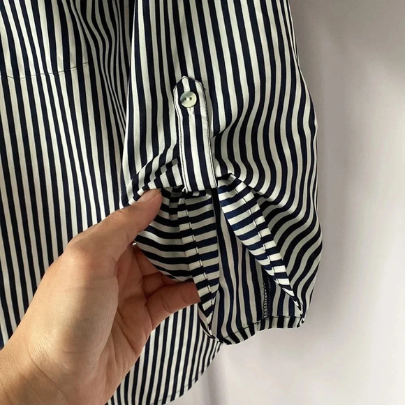 The limited navy and white striped shirt size medium - Picture 5 of 10